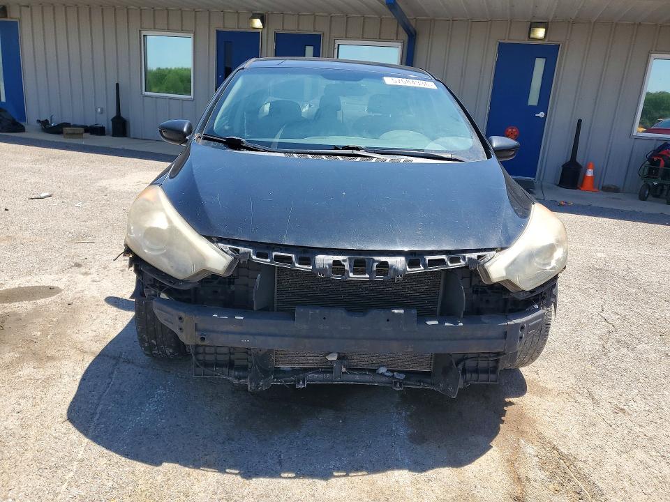 2014 Kia Forte VIN KNAFK4A66E5156792 COPART salvage auction — FRONT END, Mt - Certificate Of Title, sold $525 on 2026-07-21 (photo 5)