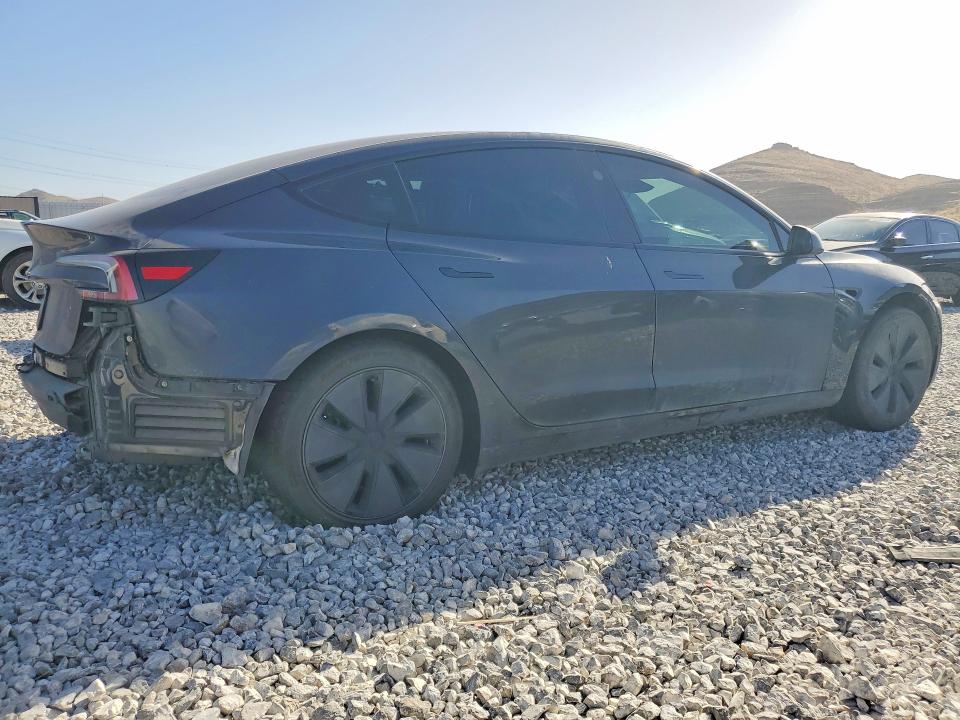 2024 Tesla Model 3 VIN 5YJ3E1EA6RF827988 COPART salvage auction — SIDE, Nv - Salvage Title, sold $9,600 on 2026-07-20 (photo 3)