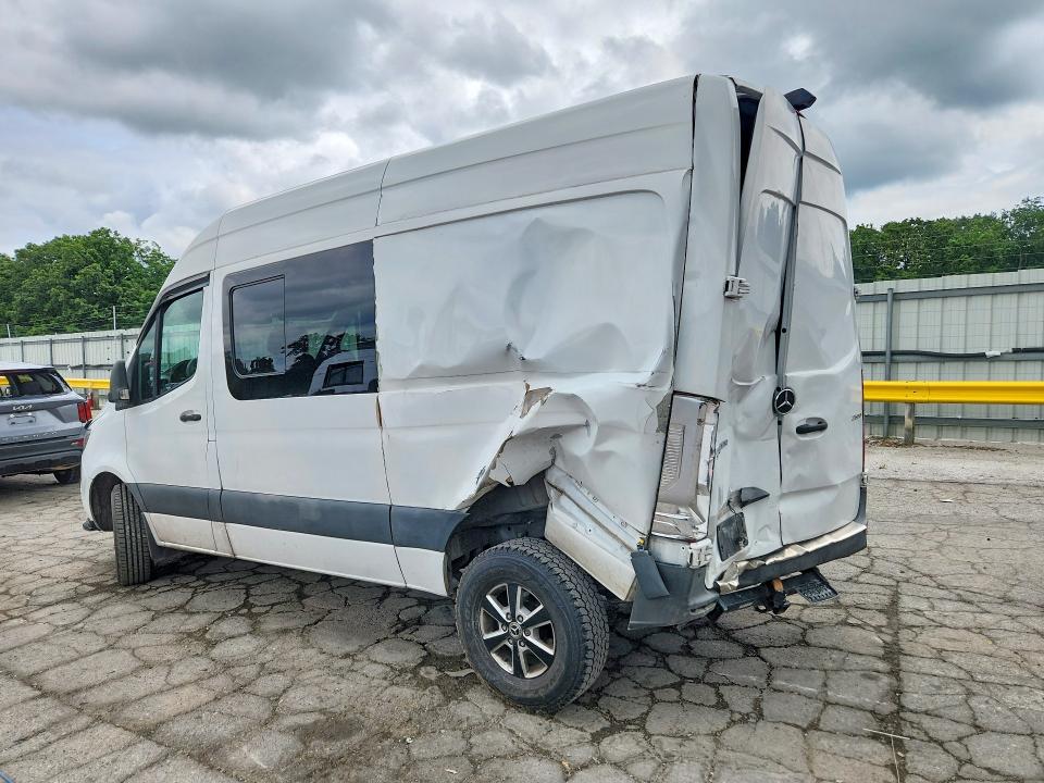 2019 Mercedes-benz Sprinter VIN WD4PF0CD3KP026104 COPART salvage auction — REAR END, Mo - Salvage Certificate Of Title, sold $7,900 on 2026-07-29 (photo 2)