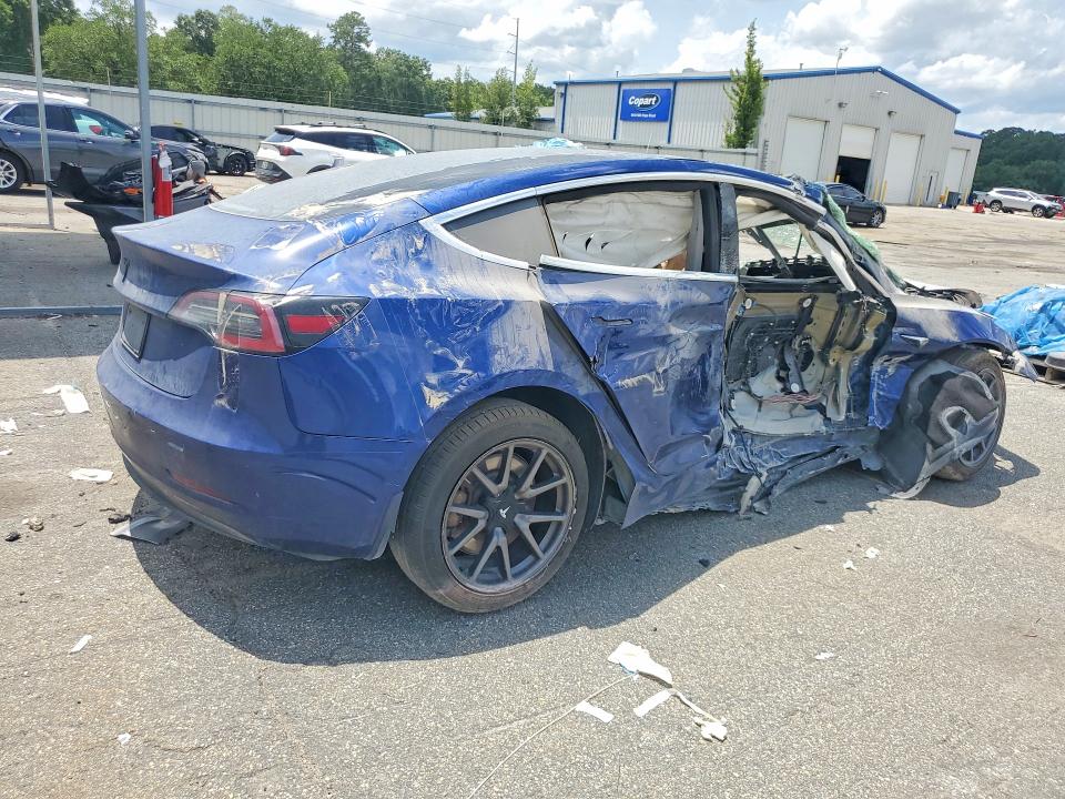 2019 Tesla Model 3 VIN 5YJ3E1EA2KF431739 COPART salvage auction — ALL OVER, FL - CERT OF TITLE-REBUILDABLE SLVG, sold $275 on 2026-07-02 (photo 3)