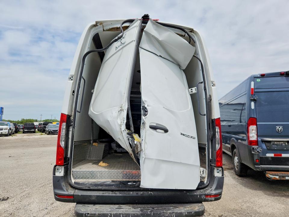 2022 Mercedes-benz Sprinter VIN W1Y8EC3Y1NT120558 COPART salvage auction — FRONT END, In - Cert Of Title-Salvage Title, sold $4,300 on 2026-07-08 (photo 6)