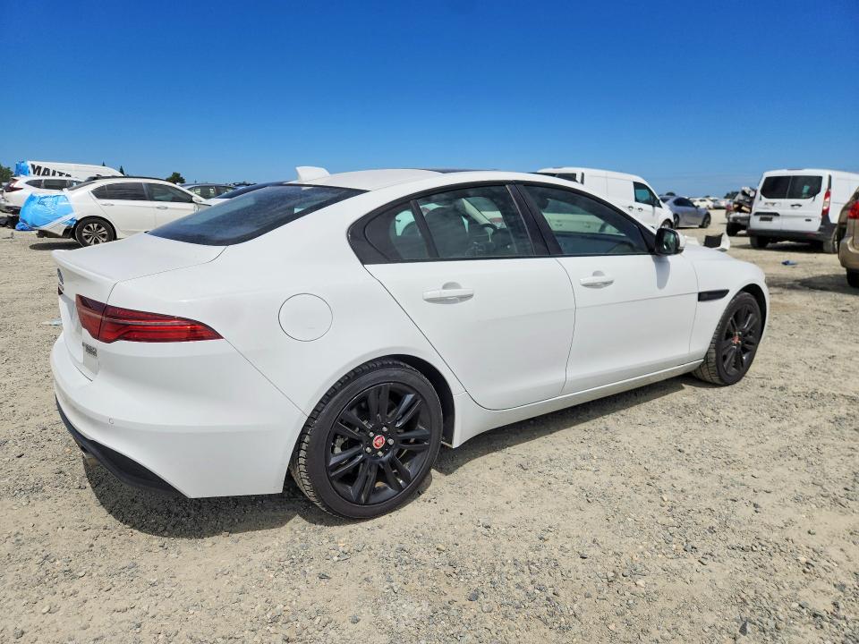 2020 Jaguar Xe VIN SAJAJ4FX7LCP60279 COPART salvage auction — UNDERCARRIAGE, Ca - Dis/Dlr/Exp Clean W/Salv Hist, sold $5,600 on 2026-07-07 (photo 3)