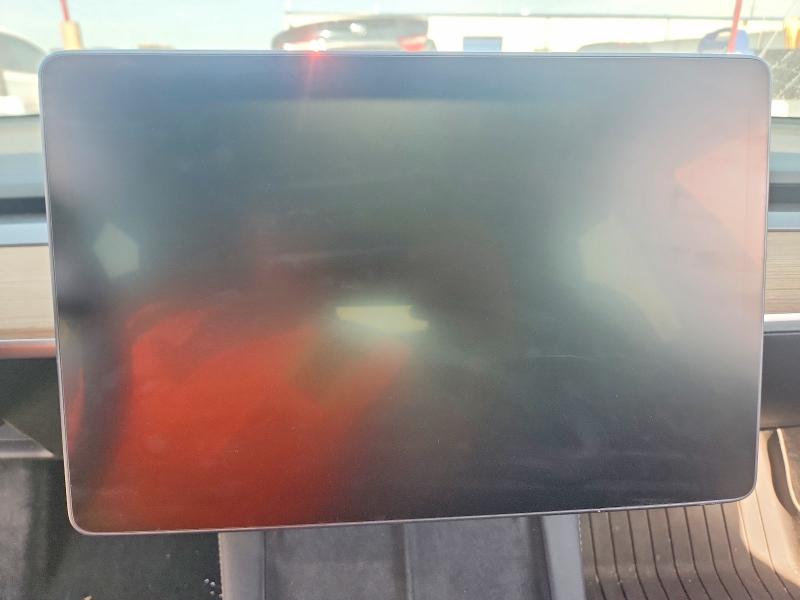 2022 Tesla Model 3 VIN 5YJ3E1EB9NF163933 COPART salvage auction — REAR END, Tx - Salvage Vehicle Title, sold $6,900 on 2026-07-31 (photo 9)