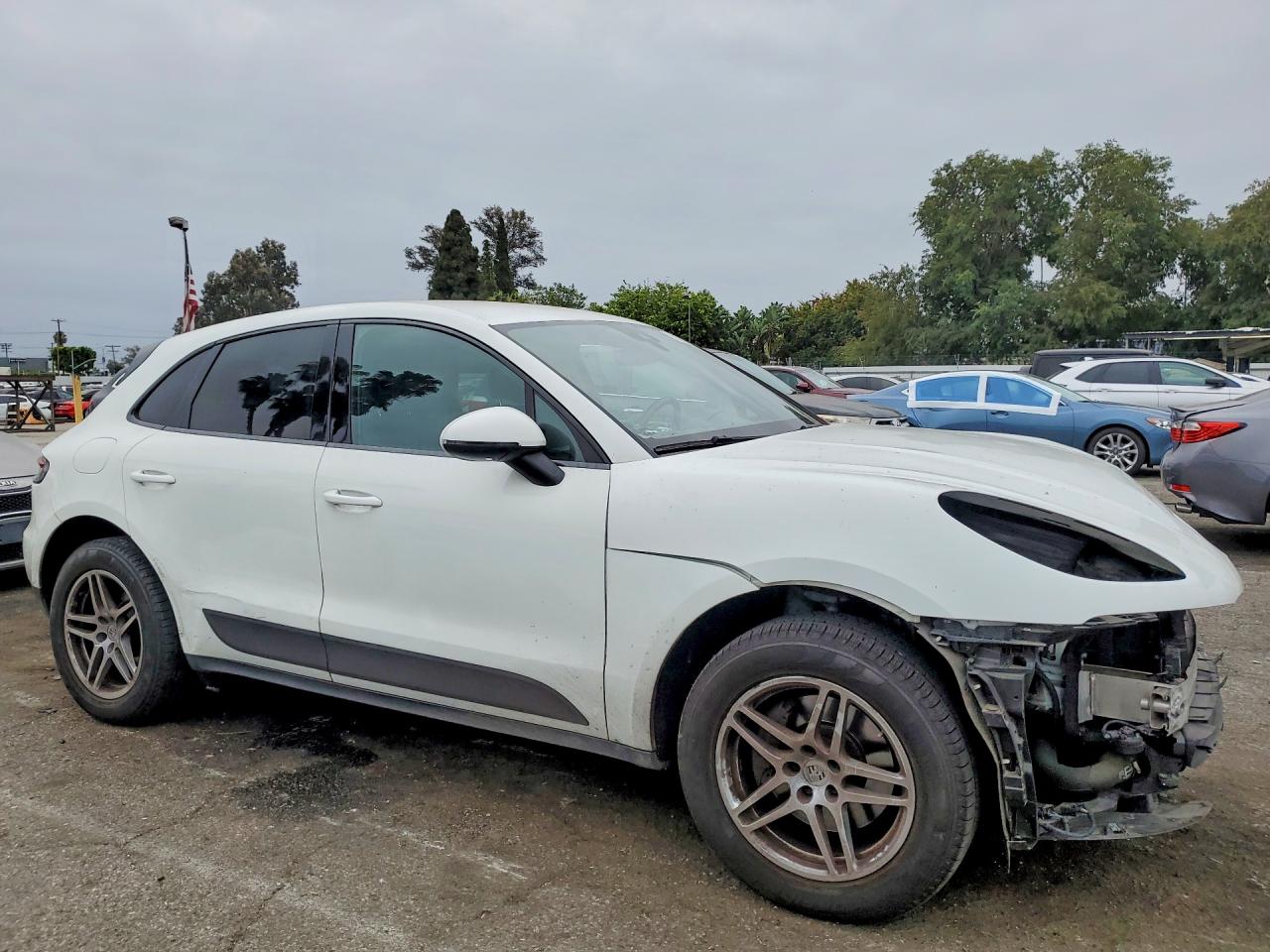 2019 Porsche Macan VIN WP1AA2A52KLB03718 COPART salvage auction — Front End, CA - SALVAGE CERTIFICATE, sold $9,900 on 2026-07-10 (photo 4)
