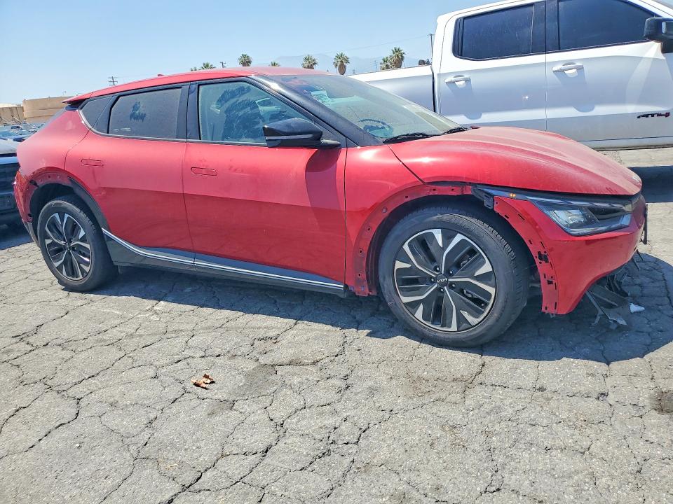 2024 Kia Ev6 VIN KNDC3DLC1R5186536 COPART salvage auction — FRONT END, Ca - Dis/Dlr/Exp Nonrepairable Cert (P), sold $4,300 on 2026-07-09 (photo 4)