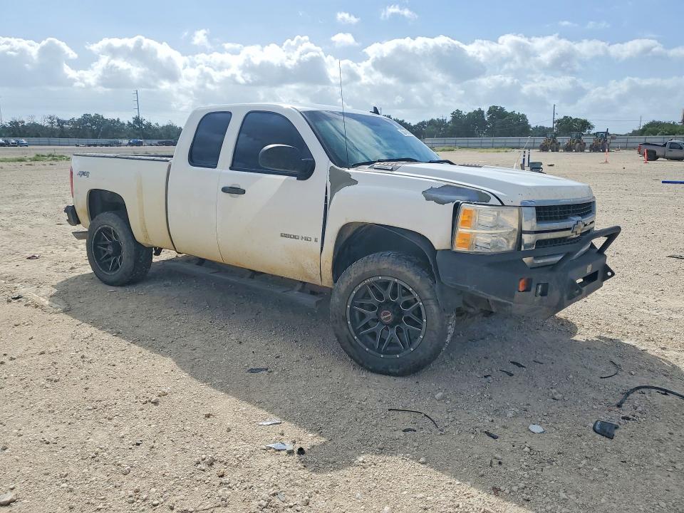 2009 Chevrolet Silverado 2500 VIN 1GCHK49K59E100815 COPART salvage auction — REAR END, Tx - Salvage Vehicle Title, sold $1,700 on 2026-07-09 (photo 4)