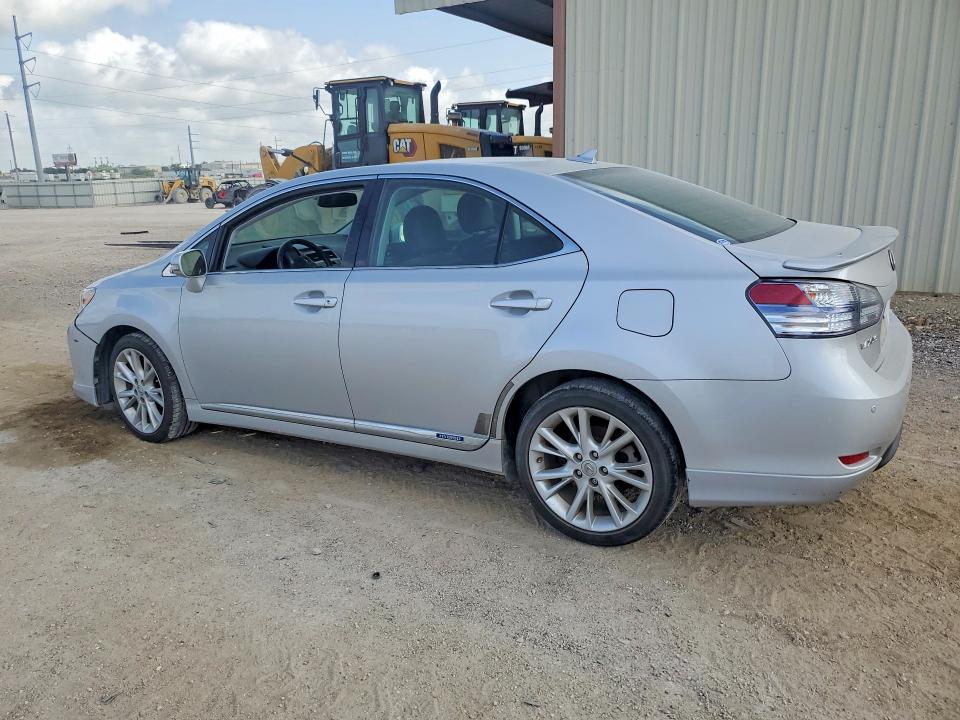 2010 Lexus Hs 250h VIN JTHBB1BA6A2034110 COPART salvage auction — WATER/FLOOD, TX - SALVAGE TITLE-FLOOD DAMAGE, sold $2,100 on 2026-07-15 (photo 2)