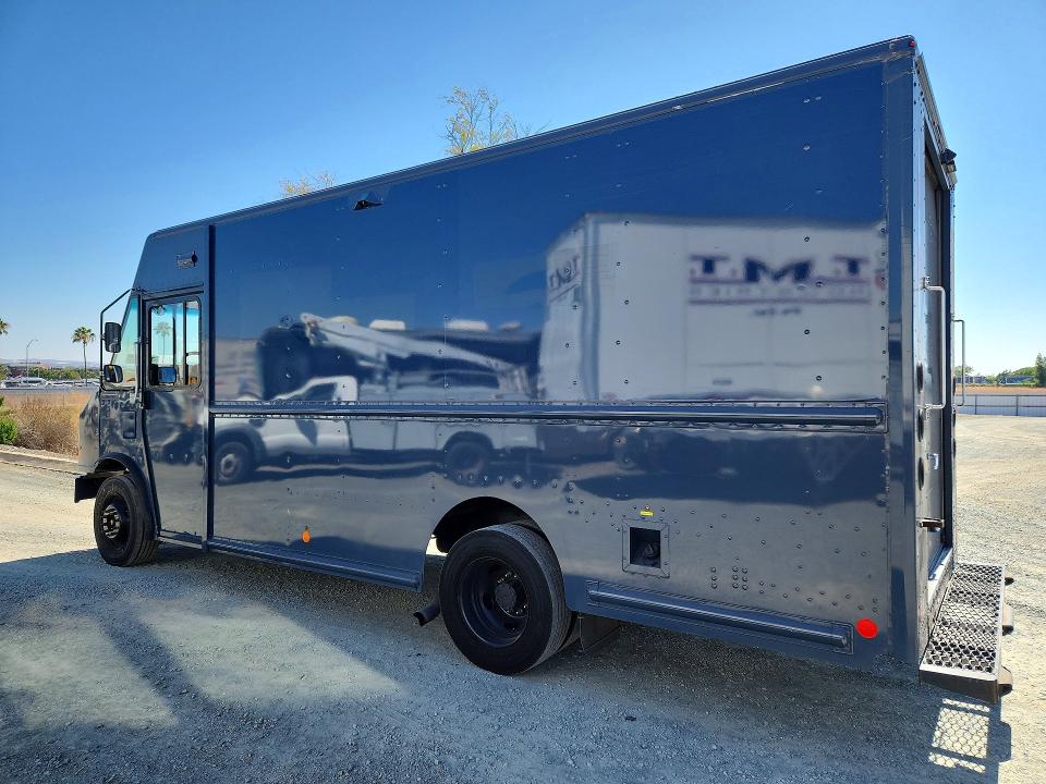 2020 Ford F59 VIN 1F65F5KN5L0A05308 COPART salvage auction — MINOR DENT/SCRATCHES, Ca - Dis/Dlr/Exp Only Clean Title, sold $3,500 on 2026-07-21 (photo 2)