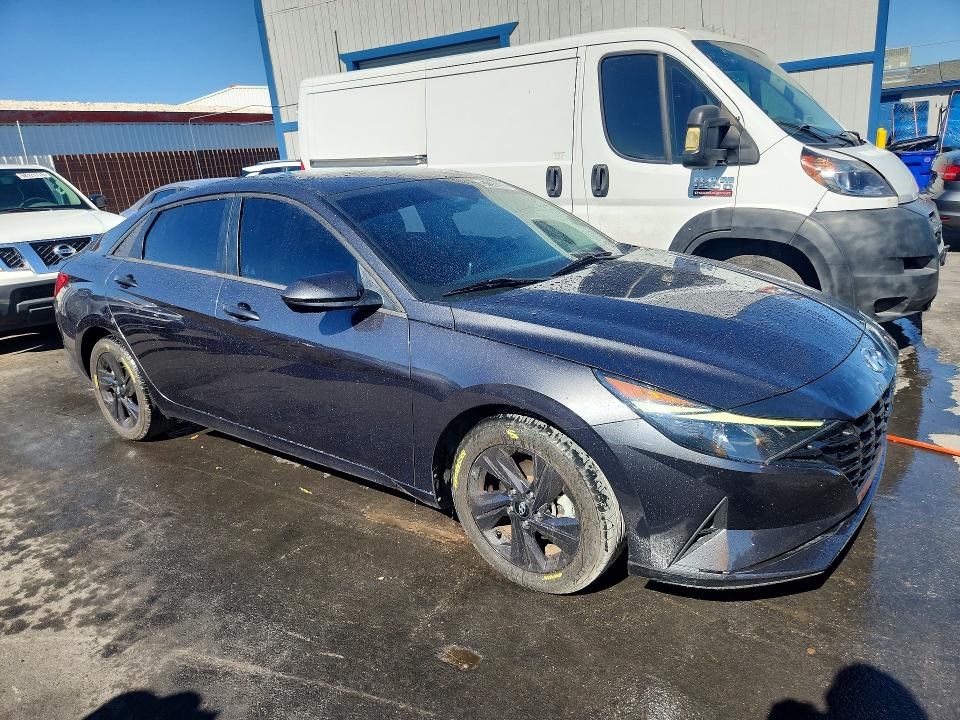 2021 Hyundai Elantra VIN 5NPLM4AG9MH025735 COPART salvage auction — MINOR DENT/SCRATCHES, Nv - Certificate Of Title, sold $8,500 on 2026-07-09 (photo 4)