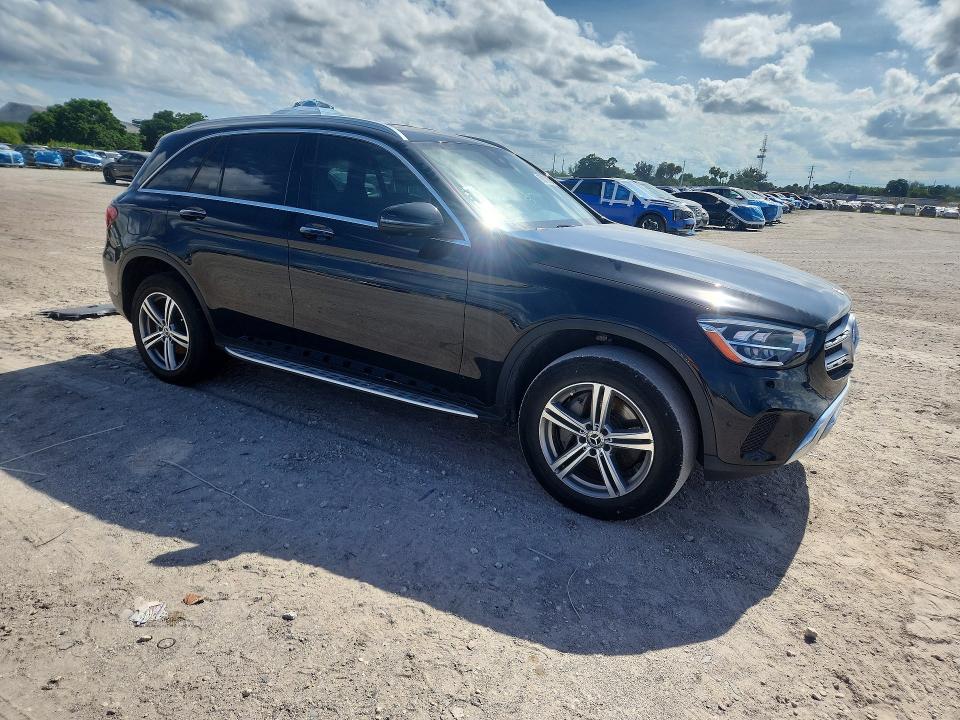 2022 Mercedes-benz Glc VIN W1N0G8DB1NV373184 COPART salvage auction — UNDERCARRIAGE, Fl - Certificate Of Title, sold $15,900 on 2026-07-28 (photo 4)