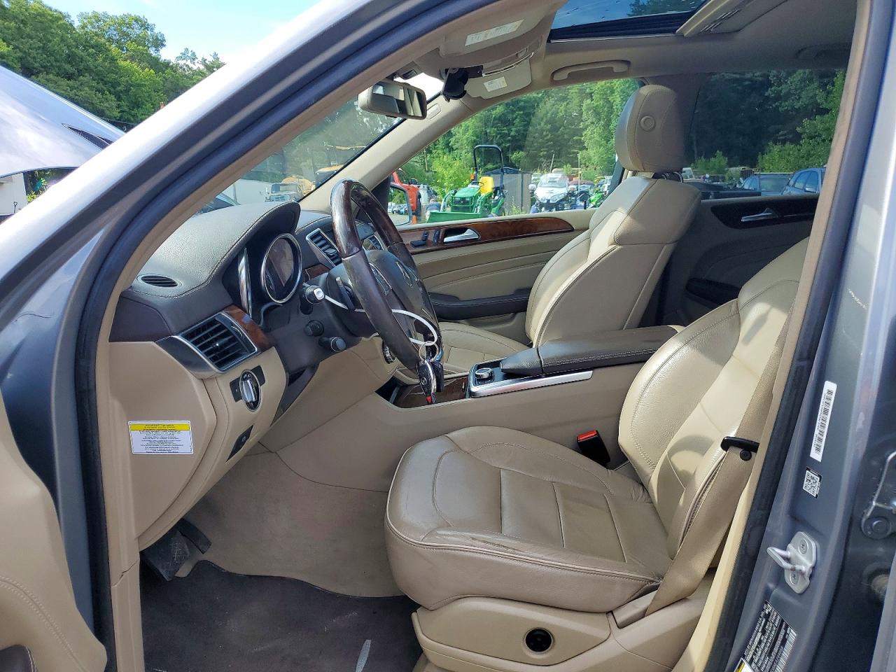 2014 Mercedes-Benz ML-Class VIN 4JGDA7DBXEA299058 COPART salvage auction — Minor Dent/Scratches, NH - CERTIFICATE OF TITLE, sold $4,300 on 2026-07-01 (photo 7)