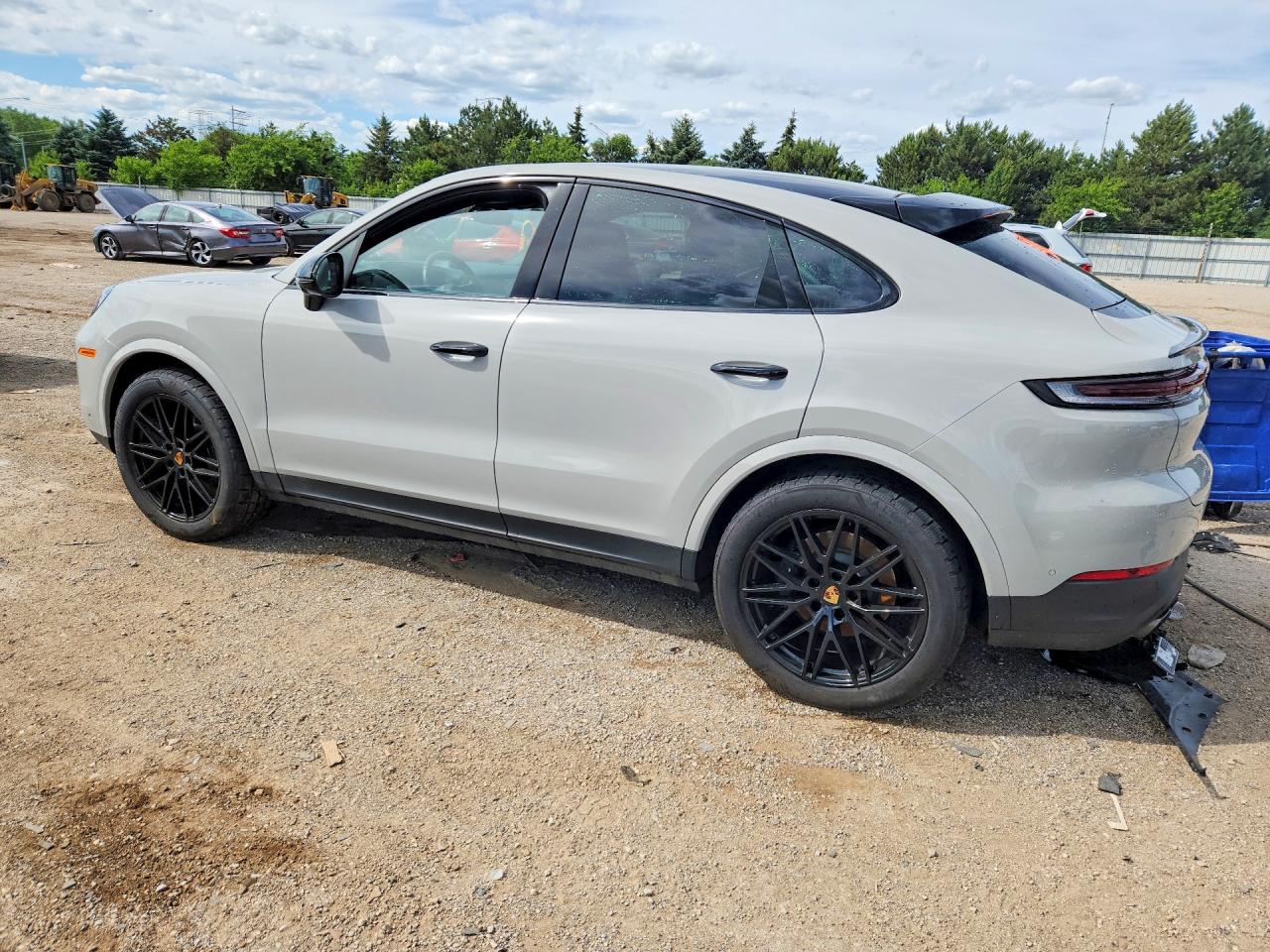 2024 Porsche Cayenne VIN WP1BA2AY5RDA54565 COPART salvage auction — Front End, IL - SALVAGE CERTIFICATE, sold $54,500 on 2026-08-11 (photo 2)