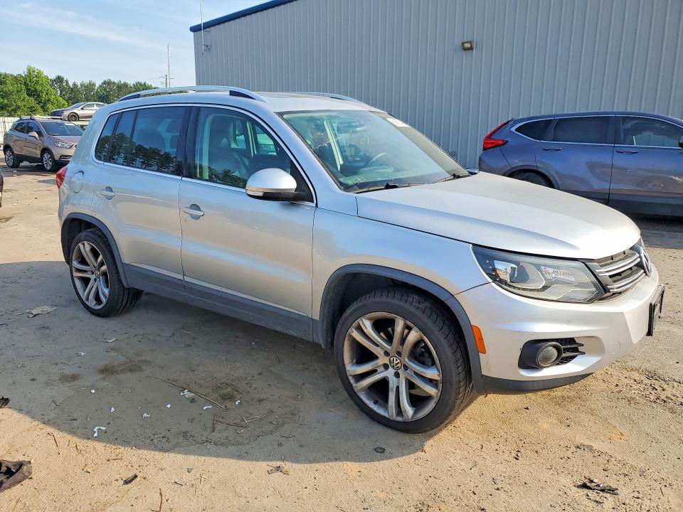 2012 Volkswagen VIN WVGBV7AX2CW591766 COPART salvage auction — FRONT END, Nc - Salvage Certificate Of Title, sold $350 on 2026-07-27 (photo 4)