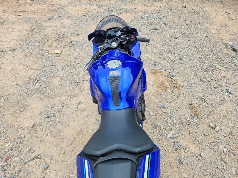 2025 Yamaha Yzf VIN JYARNA7E0SA000542 COPART salvage auction — SIDE, Salvage Title, sold $3,850 on 2026-07-23 (photo 6)