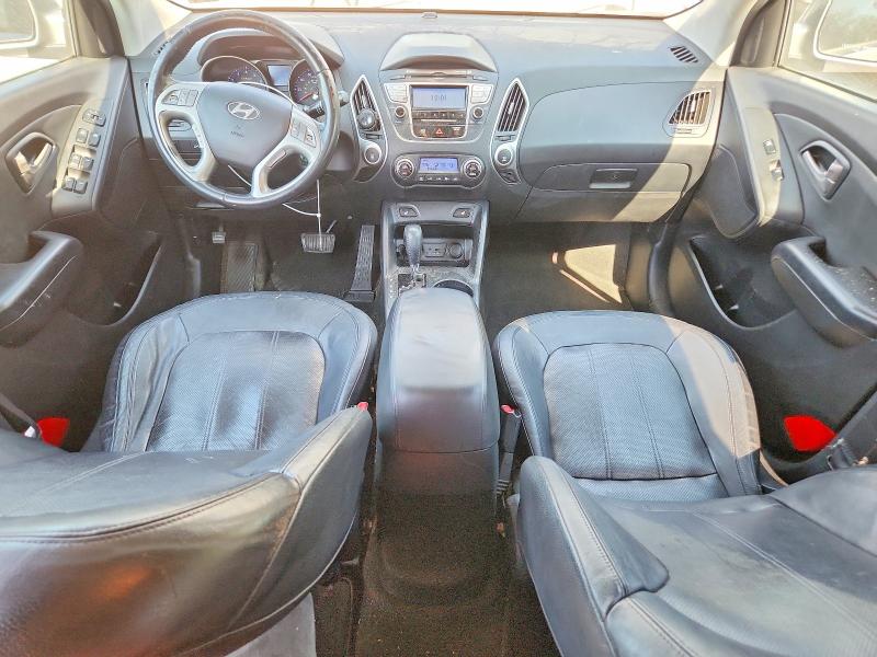 2012 Hyundai VIN KM8JU3AC9CU324107 COPART salvage auction — WATER/FLOOD, Va - Cert Of Title-Salvage Water, sold $1,550 on 2026-07-14 (photo 8)