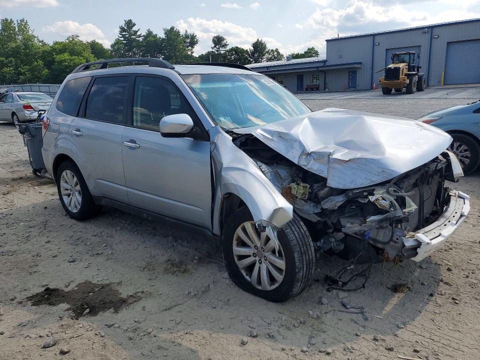 2012 Subaru Forester VIN JF2SHADC9CH441273 COPART salvage auction — FRONT END, Ma - Cert Of Title-Reconstrctd Coll, sold $400 on 2026-07-09 (photo 4)