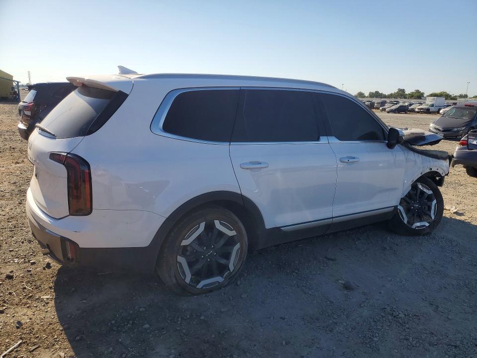 2025 Kia Telluride VIN 5XYP34GCXSG668060 COPART salvage auction — BURN, CA - NON-REPAIRABLE VEHICLE CERT, sold $2,700 on 2026-07-16 (photo 3)