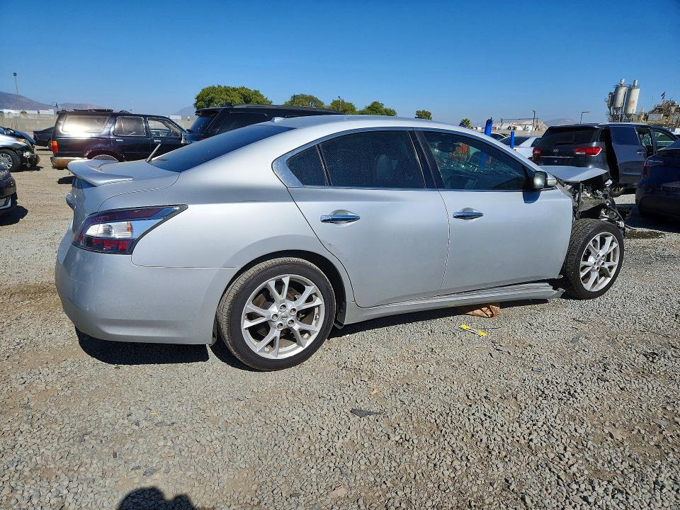 2014 Nissan VIN 1N4AA5AP4EC497320 COPART salvage auction — FRONT END, Ca - Salvage Certificate, sold $250 on 2026-07-24 (photo 3)