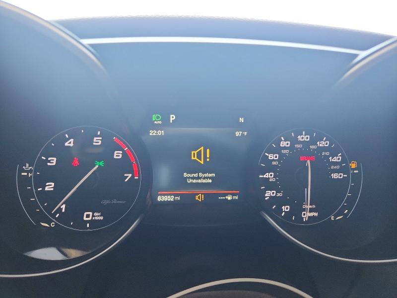 2018 Alfa romeo Giulia VIN ZARFAECN8J7595755 COPART salvage auction — MINOR DENT/SCRATCHES, NJ - CERT OF TITLE-SALVAGE, sold $1,400 on 2026-08-03 (photo 9)