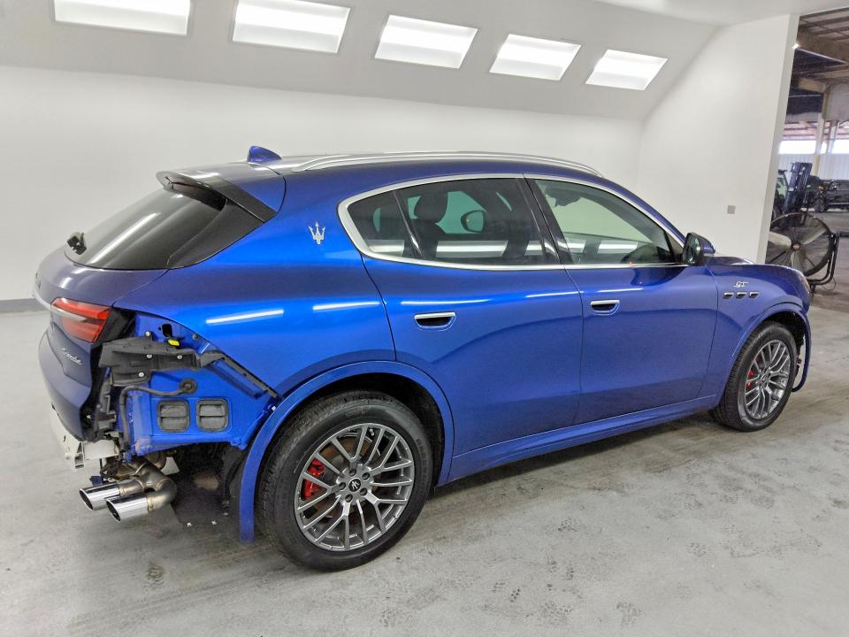 2023 Maserati Grecale VIN ZN682AVA3P7416502 COPART salvage auction — FRONT END, Ca - Certificate Of Title, sold $850 on 2026-07-21 (photo 3)