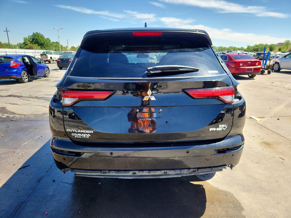 2024 Mitsubishi Outlander VIN JA4T5WA90RZ064315 COPART salvage auction — FRONT END, Co - Public - Salvage Title, sold $275 on 2026-07-29 (photo 6)