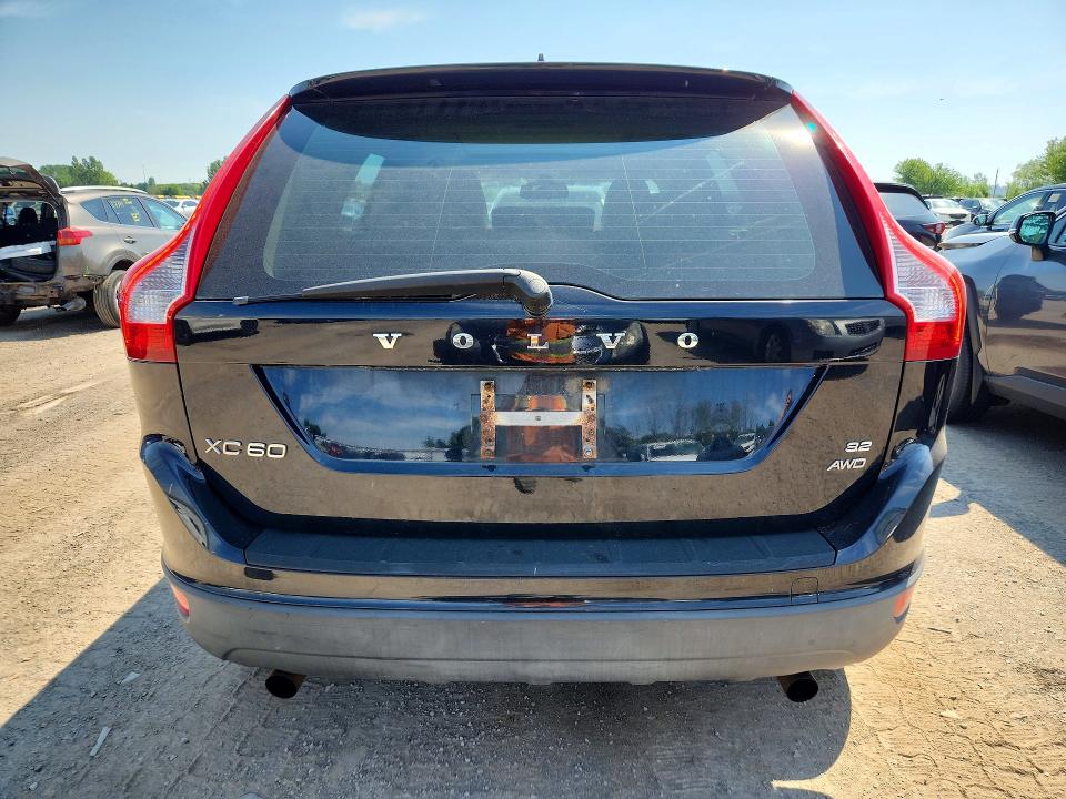 2010 Volvo Xc60 VIN YV4982DZ2A2112712 COPART salvage auction — FRONT END, ON - PERMIT NO BRAND - UNFIT, sold $425 on 2026-07-21 (photo 6)
