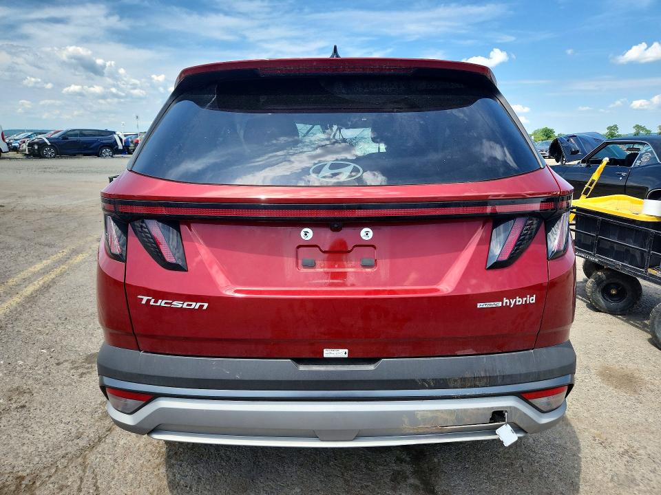 2025 Hyundai Tucson VIN KM8JCDD12SU316934 COPART salvage auction — ROLLOVER, PA - CERTIFICATE OF SALVAGE, sold $2,350 on 2026-07-31 (photo 6)