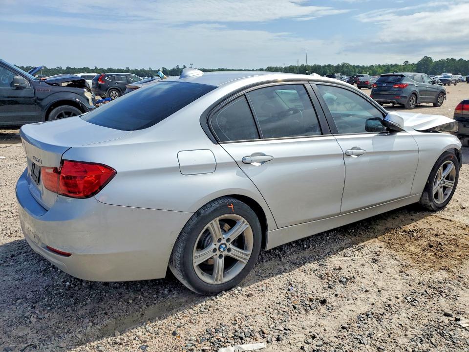 2014 BMW VIN WBA3C3G54ENS67558 COPART salvage auction — FRONT END, Tx - Salvage Vehicle Title, sold $700 on 2026-07-28 (photo 3)