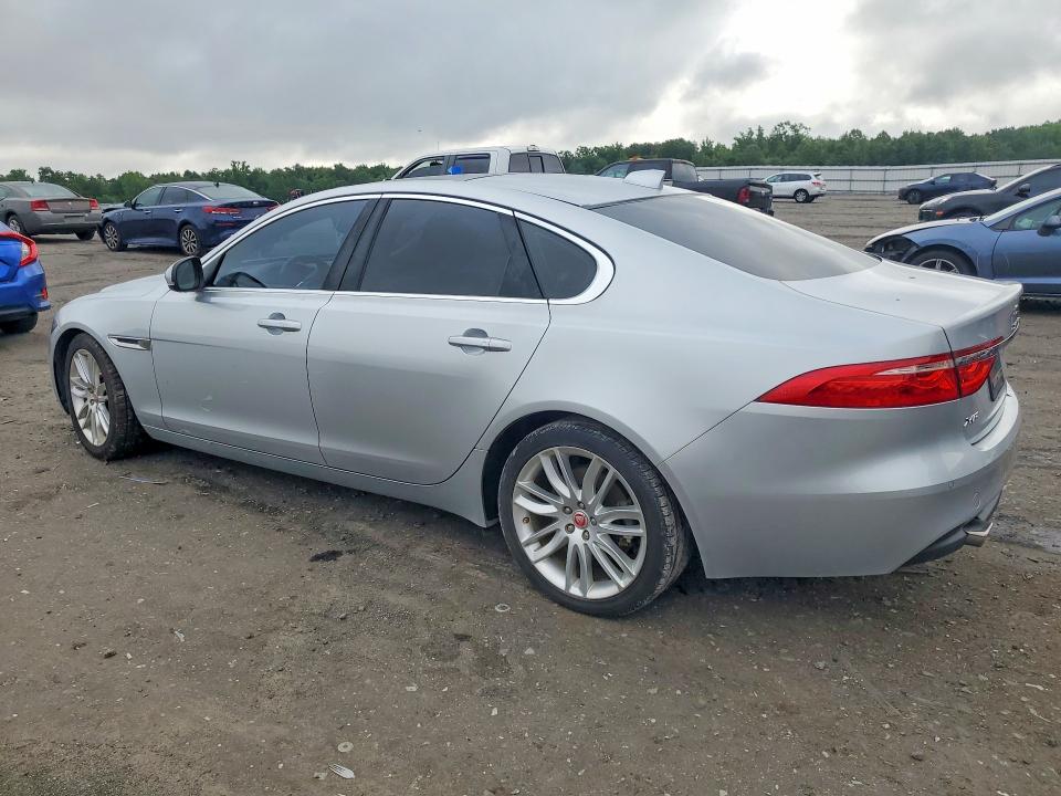 2018 Jaguar Xf VIN SAJBE4EV4JCY56098 COPART salvage auction — MECHANICAL, Va - Certificate Of Title, sold $1,900 on 2026-07-08 (photo 2)