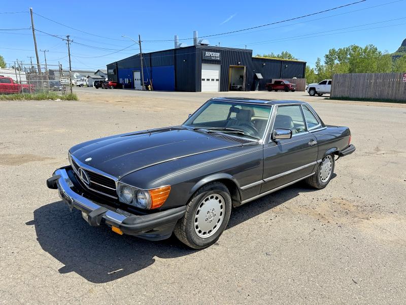 1988 Mercedes-benz 560 VIN WDBBA48D1JA082318 COPART salvage auction — NORMAL WEAR, ON - PERMIT NO BRAND - FIT (P), sold $5,300 on 2026-07-08 (photo 1)