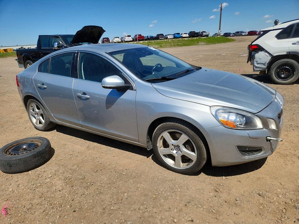 2013 Volvo S60 VIN YV1612FH5D1210989 COPART salvage auction — MECHANICAL, Ab - Bos - Active, sold $600 on 2026-07-28 (photo 4)