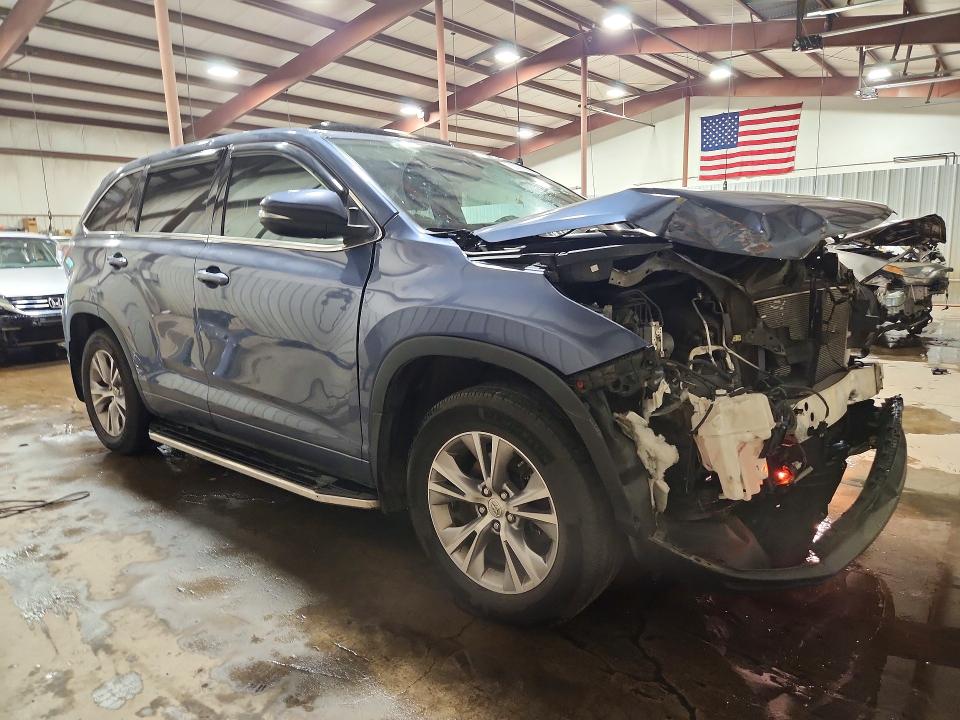2015 Toyota Highlander VIN 5TDBKRFH6FS216252 COPART salvage auction — FRONT END, Pa - Certificate Of Salvage, sold $1,600 on 2026-07-10 (photo 4)