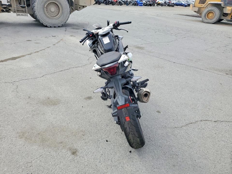 2025 Cf moto 300ss VIN LCEPDPL71S6001923 COPART salvage auction — FRONT END, CA - SALVAGE CERTIFICATE, sold $125 on 2026-09-17 (photo 4)