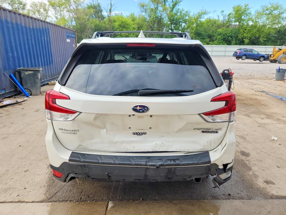 2019 Subaru Forester VIN JF2SKAWCXKH508430 COPART salvage auction — REAR END, Il - Salvage Certificate, sold $5,900 on 2026-07-13 (photo 6)