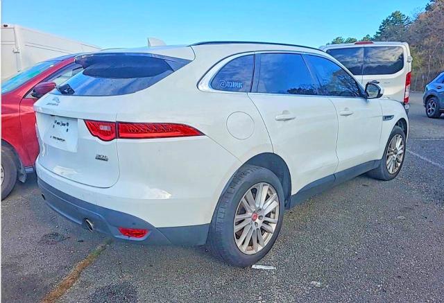 2019 Jaguar F-pace VIN SADCK2GX2KA601028 COPART salvage auction — MINOR DENT/SCRATCHES, WV - CERTIFICATE OF TITLE (P), sold $7,500 on 2026-07-08 (photo 4)