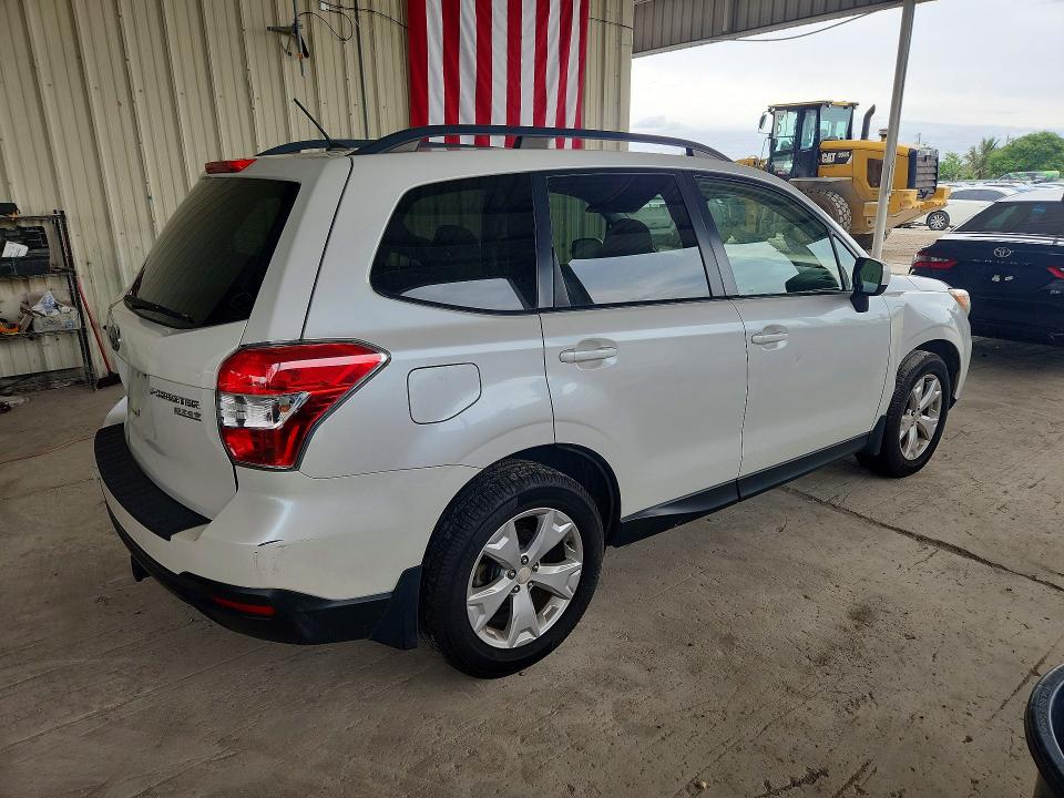 2014 Subaru Forester VIN JF2SJAEC5EH547905 COPART salvage auction — SIDE, Fl - Cert Of Title Slvg Rebuildable, sold $1,300 on 2026-07-27 (photo 3)