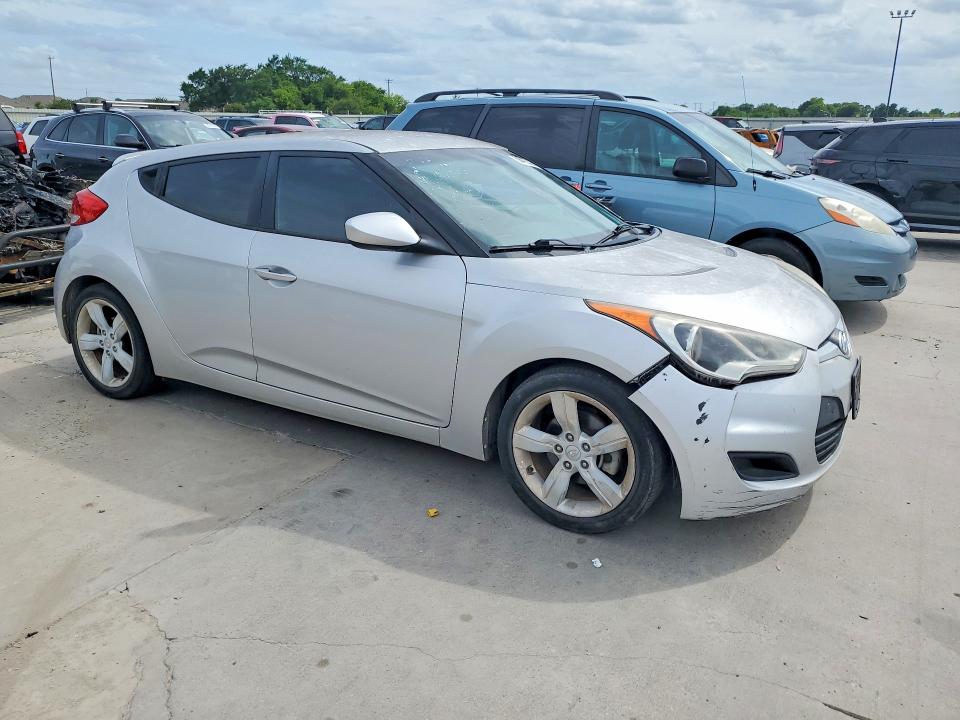 2013 Hyundai VIN KMHTC6AD0DU117838 COPART salvage auction — SIDE, Tx - Bonded Title - Clean, sold $625 on 2026-07-06 (photo 4)