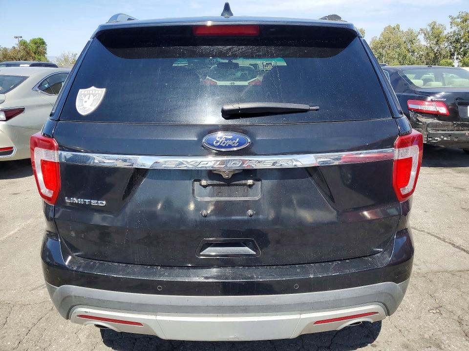 2017 Ford Explorer VIN 1FM5K7F83HGB81521 COPART salvage auction — MINOR DENT/SCRATCHES, Ca - Dis/Dlr/Exp Only Clean Title (P), sold $2,600 on 2026-07-09 (photo 6)