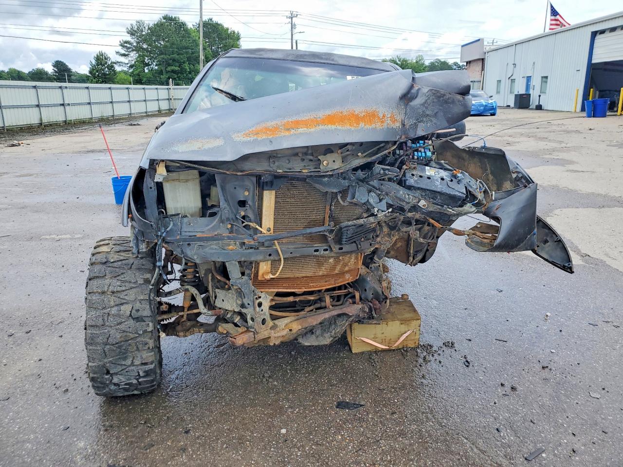 2010 Toyota Tacoma VIN 5TELU4ENXAZ707055 COPART salvage auction — Rollover, AL - CERT OF TITLE-SALVAGE TITLE, sold $2,300 on 2026-07-09 (photo 5)