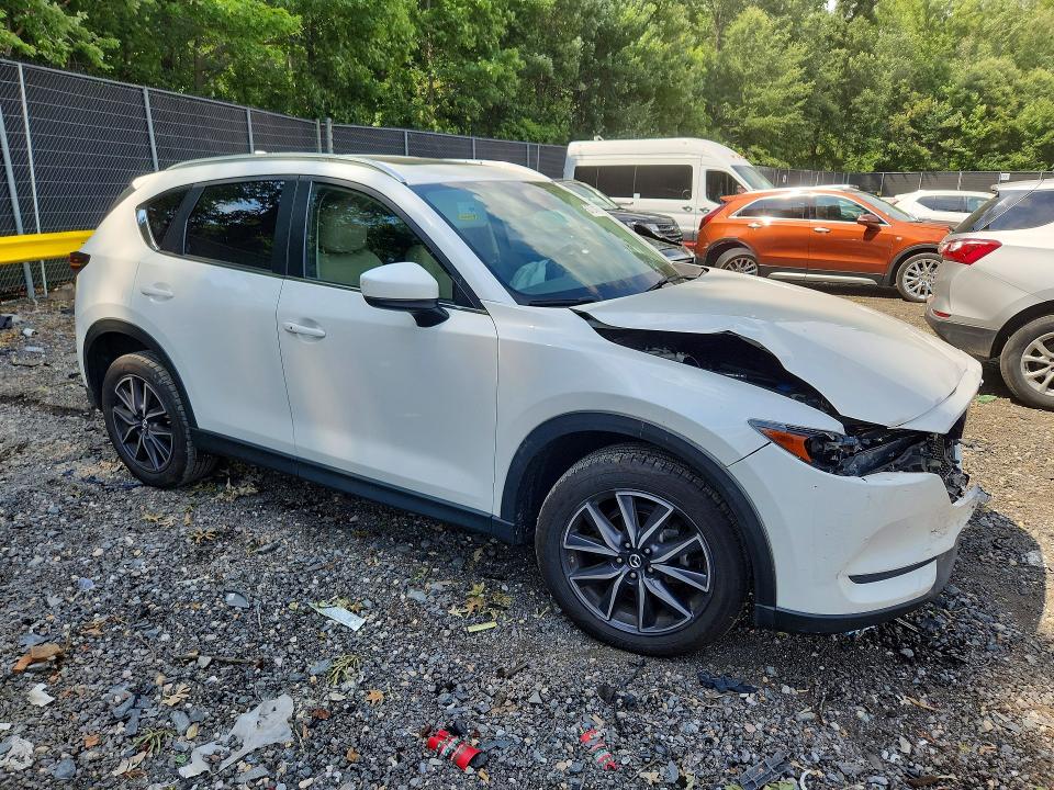 2018 Mazda Cx-5 VIN JM3KFBCM1J0435264 COPART salvage auction — FRONT END, Md - Cert Of Salvage > 75% Damage, sold $5,700 on 2026-07-17 (photo 4)