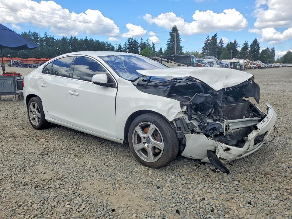 2013 Volvo S60 VIN YV1612FS5D2197991 COPART salvage auction — FRONT END, Wa - Bill Of Sale-Parts Only, sold $200 on 2026-07-10 (photo 4)