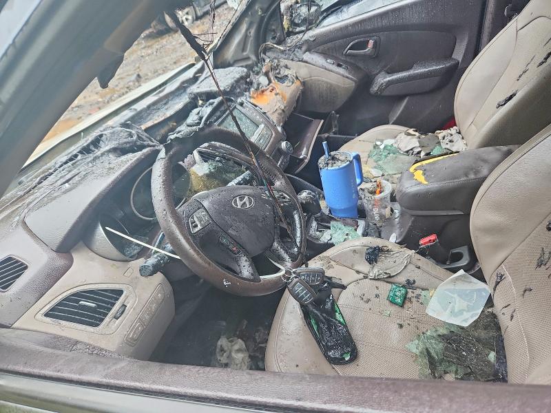 2014 Hyundai Tucson VIN KM8JUCAG7EU832534 COPART salvage auction — BURN, Pa - Certificate Of Salvage, sold $325 on 2026-08-01 (photo 7)