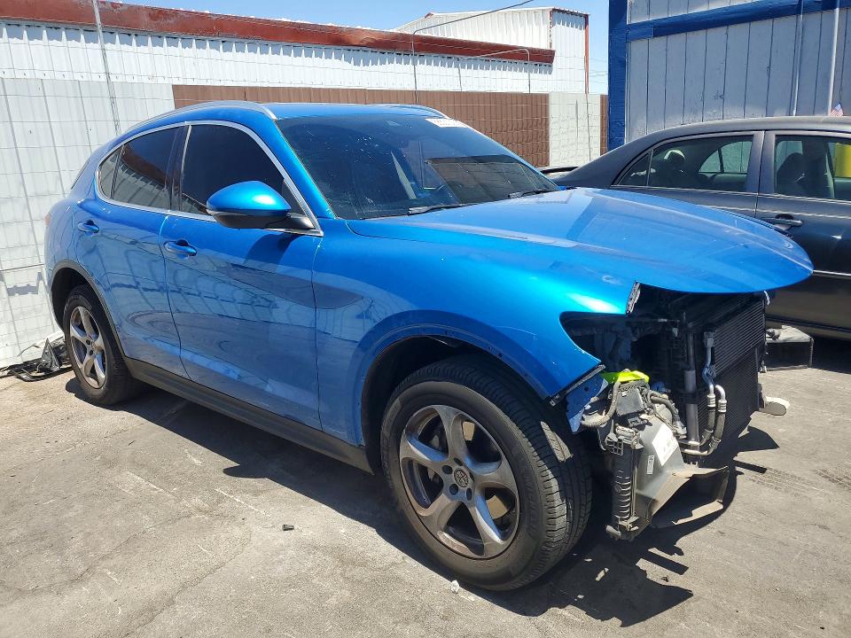 2020 Alfa romeo Stelvio VIN ZASPAJAN3L7C84304 COPART salvage auction — FRONT END, Nv - Salvage Title, sold $4,500 on 2026-07-22 (photo 4)