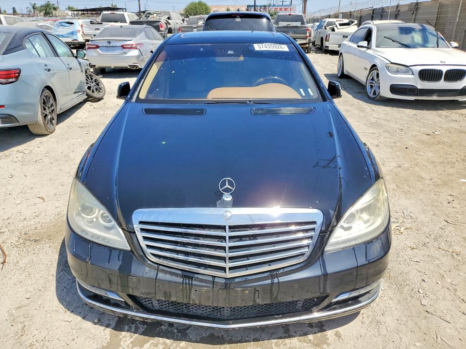 2011 Mercedes-benz S-klasse VIN WDDNG9FB6BA365770 COPART salvage auction — NORMAL WEAR, MT - DIS/DLR/EXP ONLY CLEAN TITLE, sold $2,050 on 2026-07-27 (photo 5)