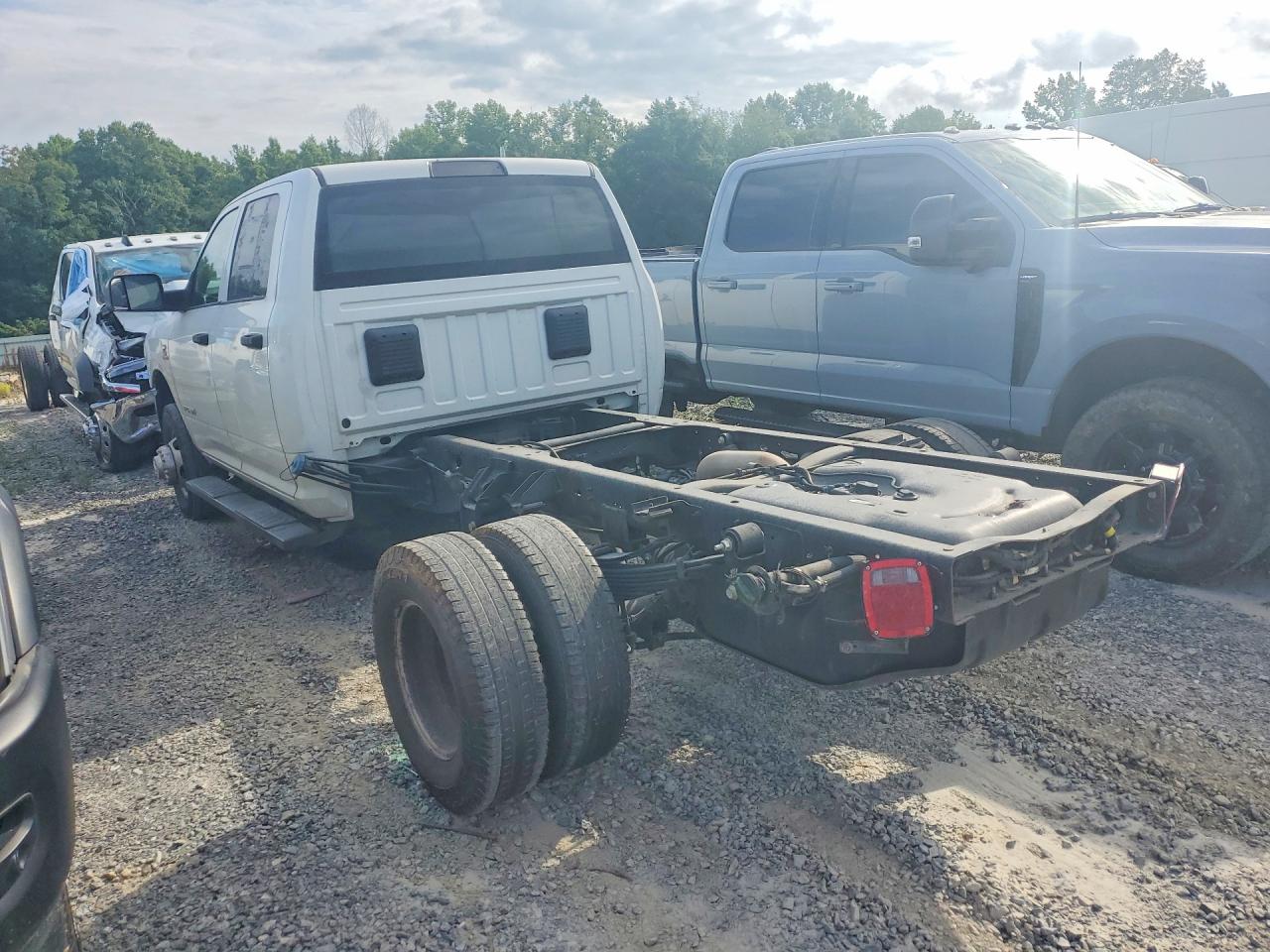 2022 Ram 3500 VIN 3C7WRTCL0NG400797 COPART salvage auction — Mechanical, NC - DEALER ONLY CLEAN TITLE, sold $5,400 on 2026-07-02 (photo 2)