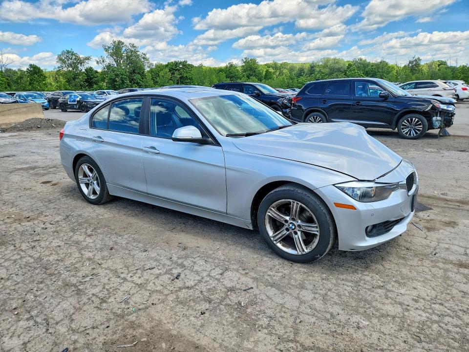 2013 BMW 3er VIN WBA3B3C55DF538872 COPART salvage auction — FRONT END, Ny - Mv-907A Salvage Certificate, sold $1,200 on 2026-08-03 (photo 4)