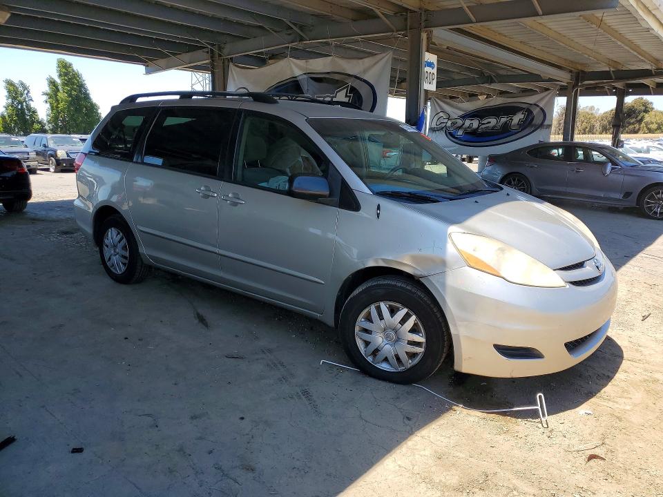 2008 Toyota Sienna VIN 5TDZK23C68S182248 COPART salvage auction — VANDALISM, Ca - Salvage Certificate, sold $550 on 2026-07-07 (photo 4)