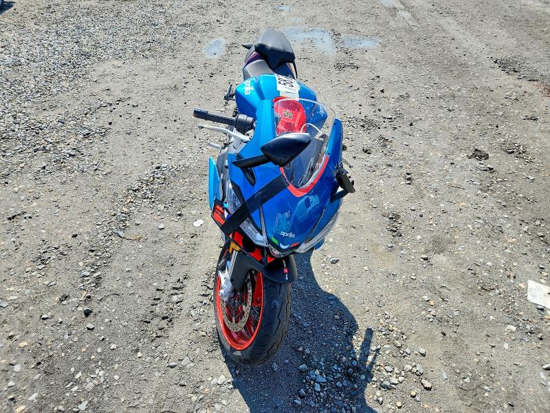 2026 Aprilia VIN ZD4XGUA03TS000040 COPART salvage auction — FRONT END, Co - Public - Salvage Title, sold $2,700 on 2026-07-30 (photo 5)