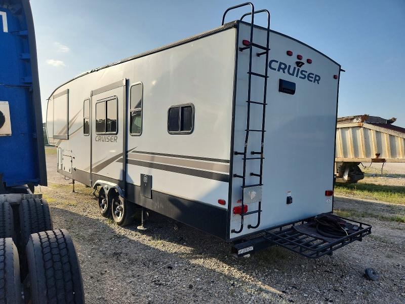 2021 Keystone Cruiser ai VIN 4YDF29R27M6320820 COPART salvage auction — ROOF, TX - SALVAGE VEHICLE TITLE, sold $9,400 on 2026-07-30 (photo 3)