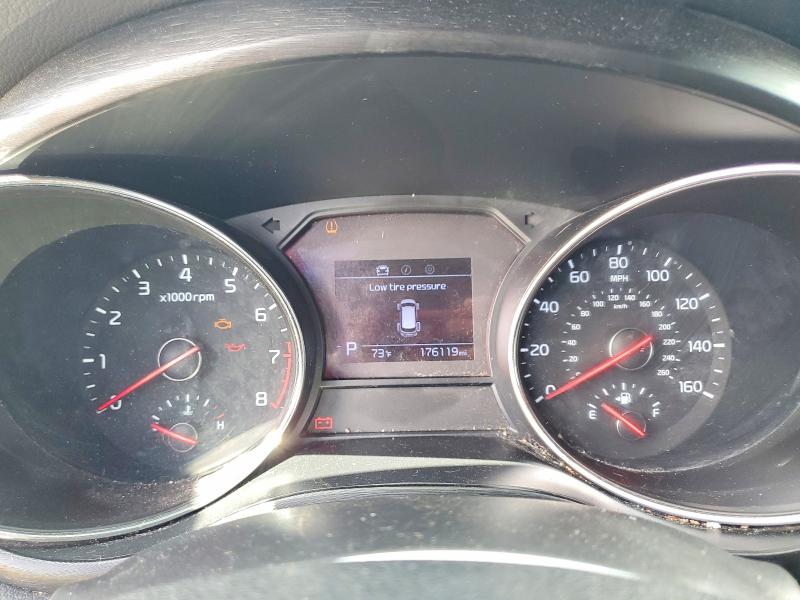 2020 Kia VIN KNDMB5C11L6587923 COPART salvage auction — MINOR DENT/SCRATCHES, In - Certificate Of Title (P), sold $3,400 on 2026-07-29 (photo 9)